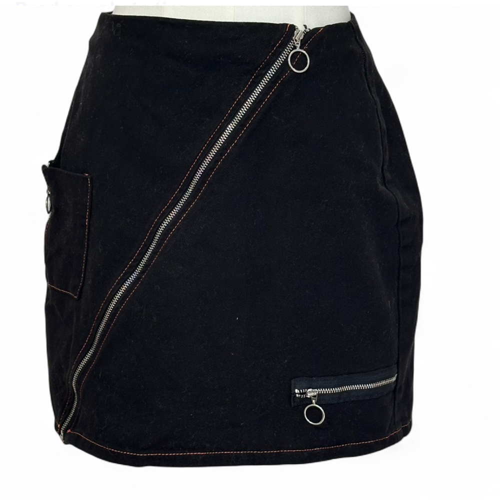 Urban Outfitters Goth Emo Punk Alt Black Mini Skirt w/ Zipper Accents - small